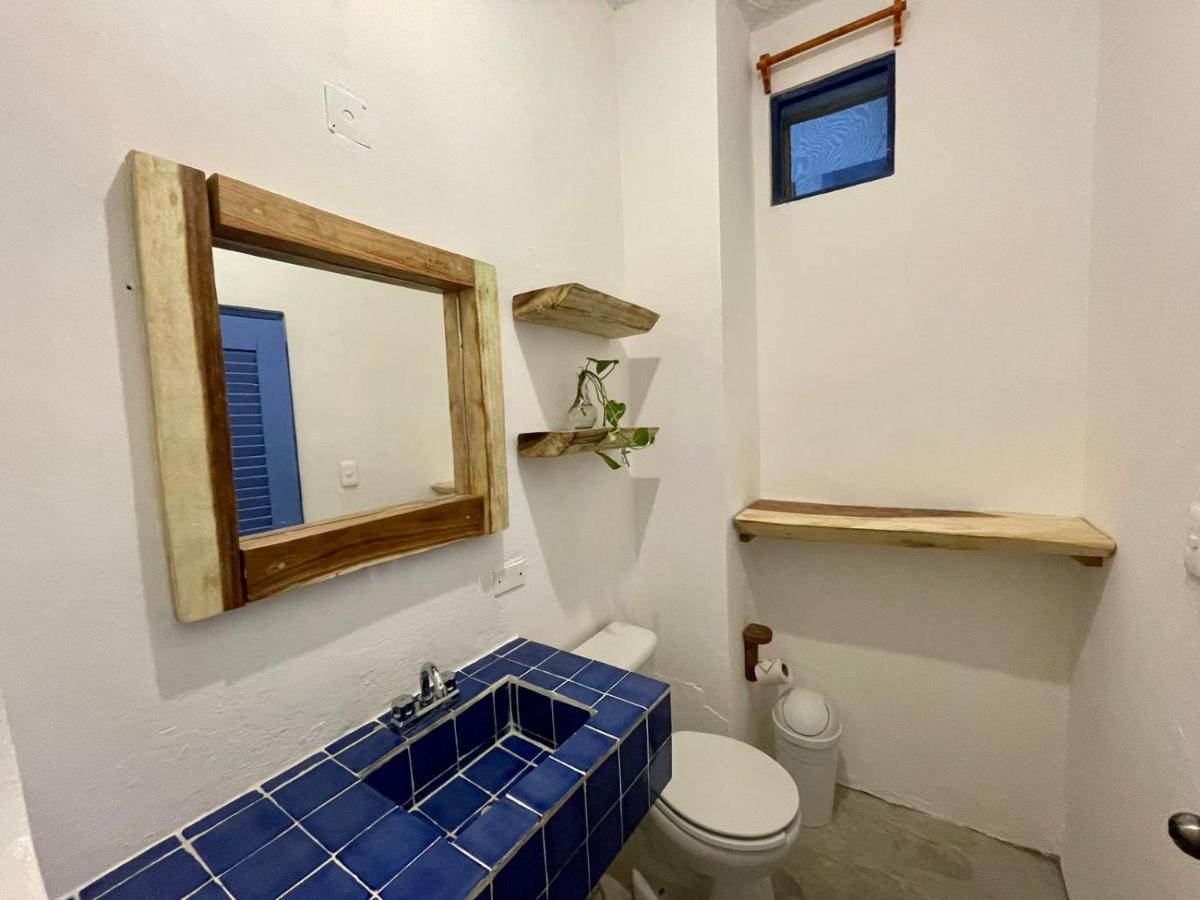 Mio Tulum Hotel Boutique Exterior foto Bathroom in a house in Tulum, Mexico